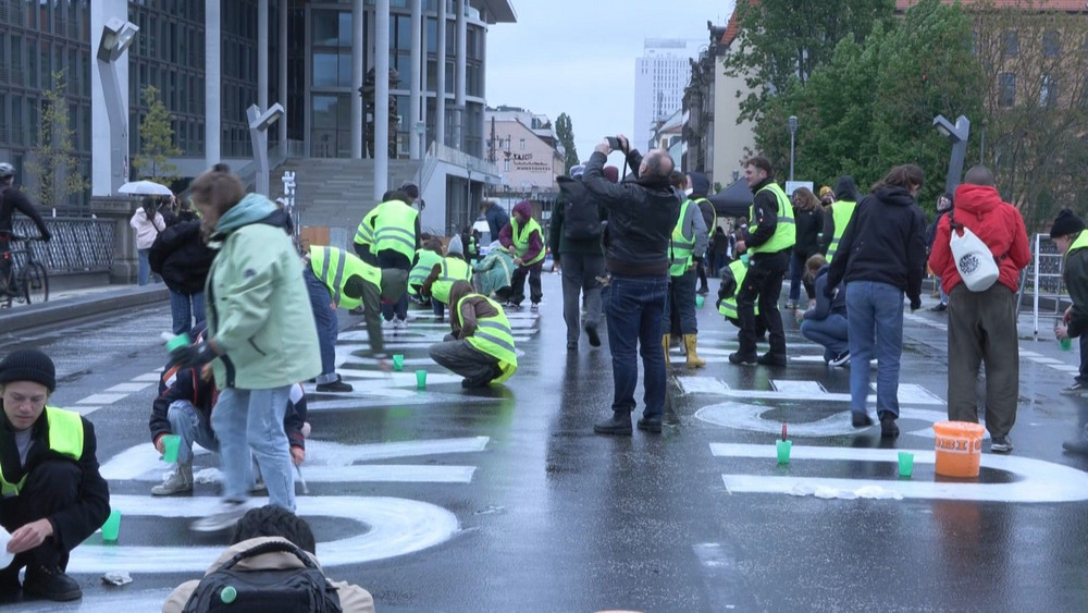 Fridays For Future K Ndigt Europamobilisierung Mit Kunstaktion An