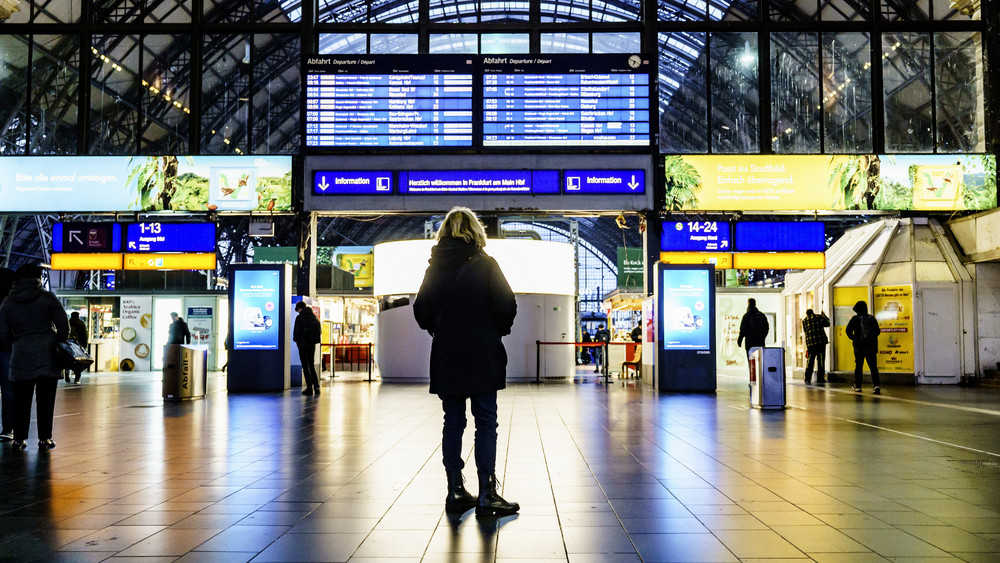 Teile Der B-Ebene Im Frankfurter Hauptbahnhof Werden Zur EM Geöffnet