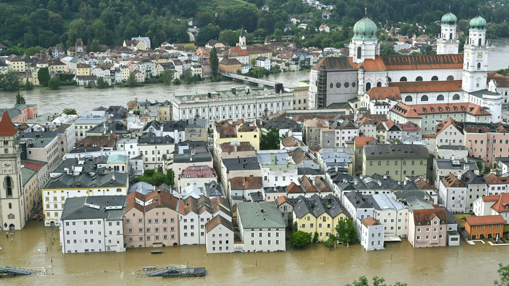 Hochwasser In Bayern: Passau Ruft Katastrophenfall Aus