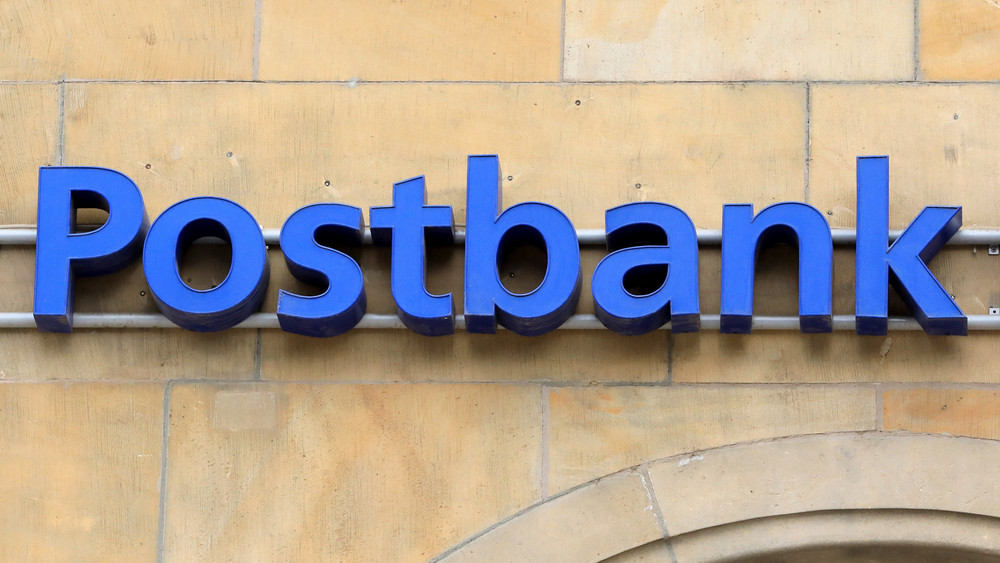 Verbraucherschützer: Beschwerden über Postbank-Probleme Halten An