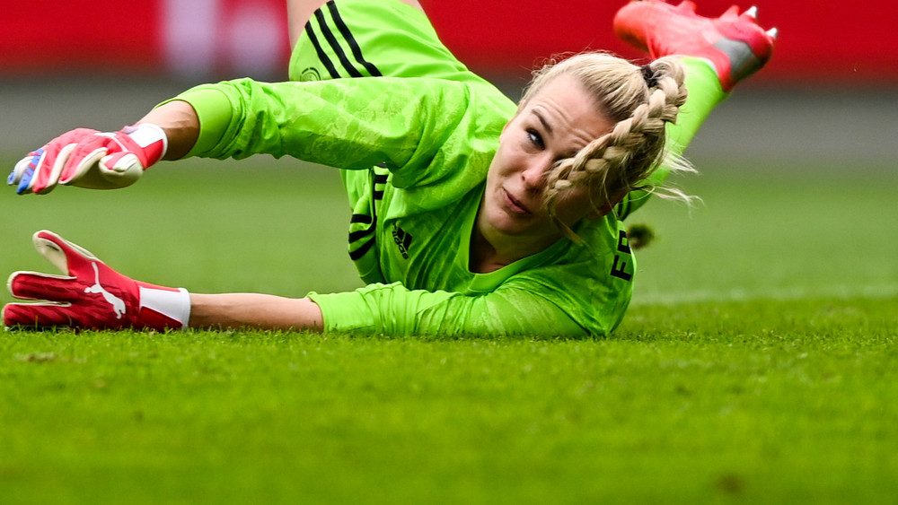 DFB-Frauen Ohne Stammtorhüterin Merle Frohms Gegen Brasilien