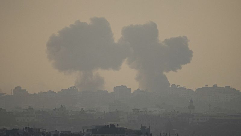 Israel Verstärkt Luftangriffe Und Warnt Hisbollah Vor Ausweitung Des ...